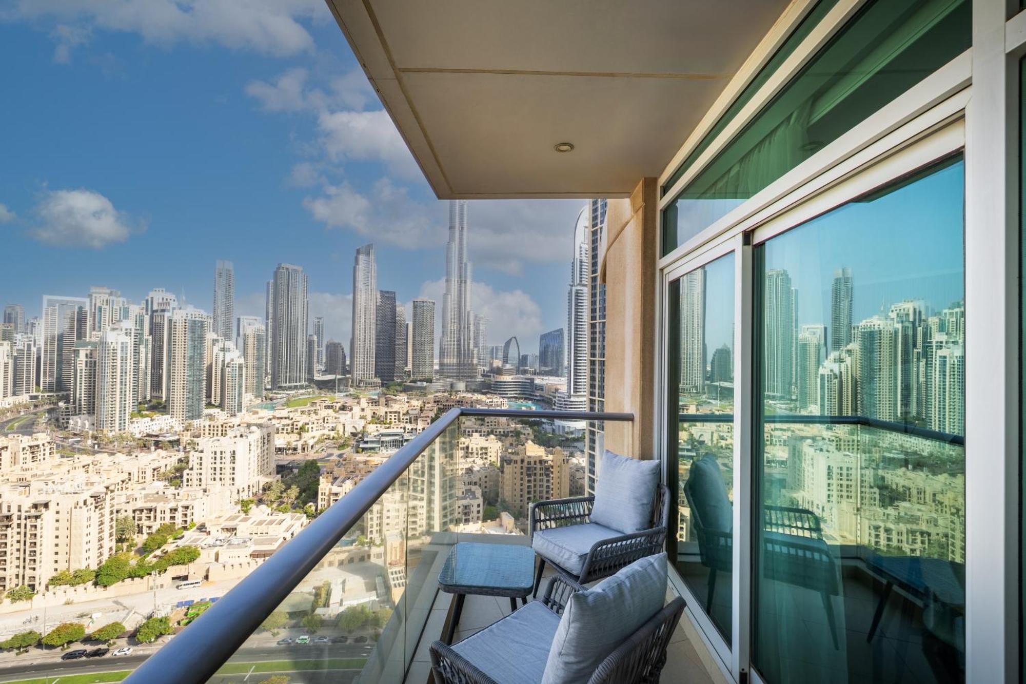 Upgraded Apartment With Stunning Burj Khalifa View Dubái Exterior foto